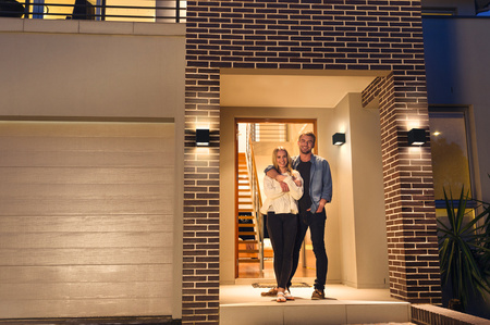 Inteligentní zahradní fasádní nástěnné svítidlo LEDVANCE WIFI SMART+ BRICK WALL 14W 550 lm LEDVANCE