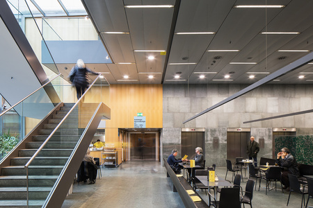 LED vestavné svítidlo 25W 2250lm IP44 3000K Teplá bílá stropní svítidlo 21.5cm kulaté LEDVANCE