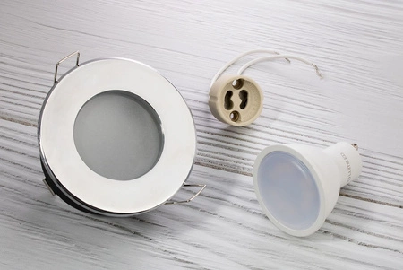 Halogenové Hermetické Koupelnové svítidlo IP44, Chrom AQUS + LED GU10 5W 4000K LUMILED