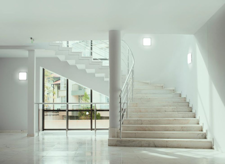 LED panelové stropní svítidlo 24W 2000lm 3000K - 4000K - 5000K CCT s Twilight Motion Sensor Povrchová montáž bílá 33x33cm Povrch Ledvance