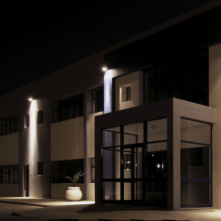 Reflektor LED 30W 2700lm 3000K IP65 Black ProjectLine světlomet PHILIPS