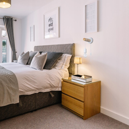 Spot E27 White Brown Závěsné nástěnné svítidlo s vypínačem Eos Masterled