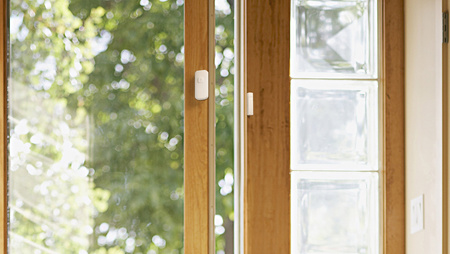 Bezdrátový vnitřní detektor otevřených dveří a oken SMART+ WiFi LEDVANCE