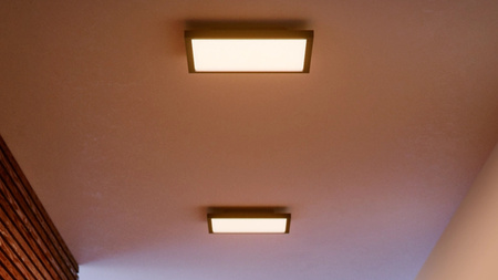 Povrchový LED panel Aurelle Black 19W CCT 30cm PHILIPS HUE Bluetooth + stmívač