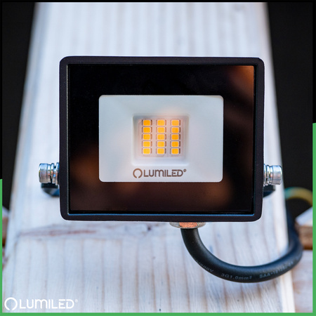 LED Reflektor 10W, 900lm 6500K IP65 Černá ZUNA2 LUMILED