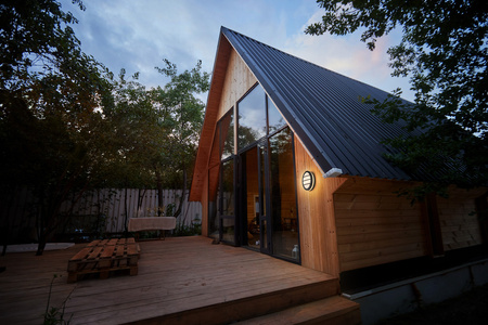 LED E27 IP65 IK06 šedá Endura Ledvance venkovní zahradní světlo