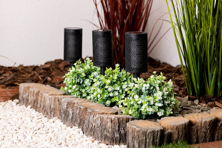 Solární zahradní lampa LED Driving Torch 39cm IP44 Dusk Sensor