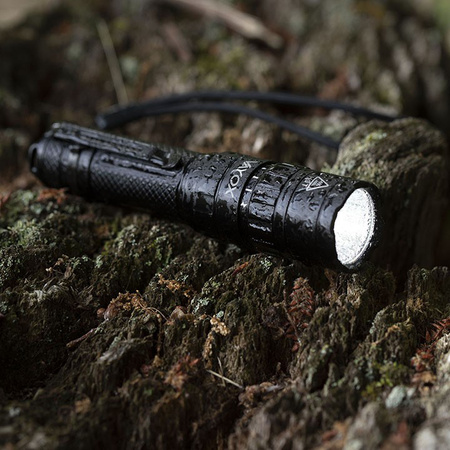 Taktická LED svítilna Searchlight USB Výkonná dobíjecí IP65 PRO VA0077 VAYOX