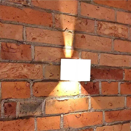 Zahradní nástěnná lampa 2x 3W, 4000K IP54 Bílý LEO LUMILED