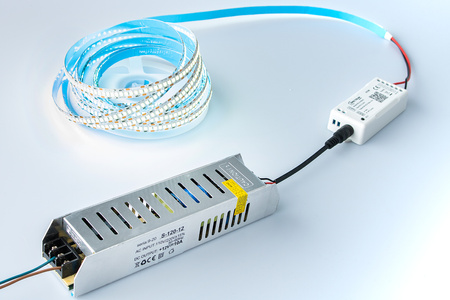 Modulární zdroj konstantního napětí 120W 10A 12V DC PFC SLIM LED