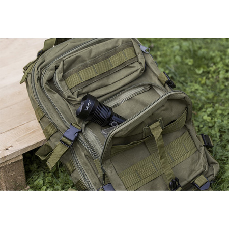 ZOOM LED XHP70 taktická svítilna 25W 2000lm 3 REŽIMY 1000m IP67 hliník VA0021 VAYOX