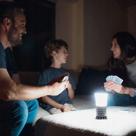 Kempingová svítilna LED baterie 3xAA 600lm 5 režimů DURACELL