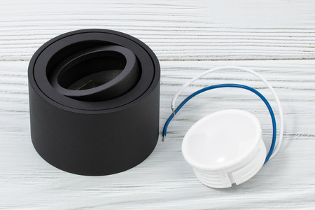 Povrchové Halogenové svítidlo, TUBA SPOT Nastavitelná Kulatá 50mm Černá AMAT-S + LED 7W 4000K LUMILED