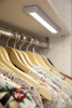 LED světelný pásek pod skříňkou 1,9W 90lm 4000lm neutrální se senzorem pohybu baterie bílá lineární Ledvance