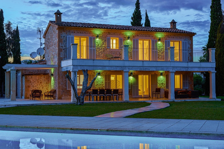 Zahradní lampa LED nástěnná lampa 10W 3000K Teplá bílá + RGB IP44 SMART+ WiFi Stmívatelné Rotační Updown LEDVANCE