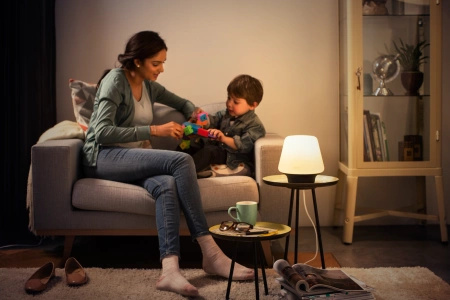 Wellness LED 6W CCT PHILIPS HUE Bluetooth Zigbee stolní lampa + stmívač