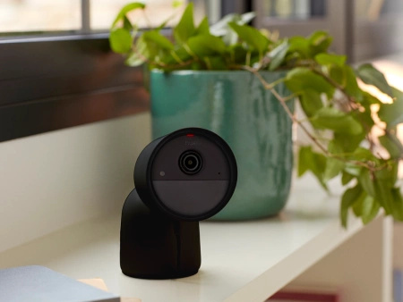 Vnitřní kabelová kamera IP 2K QHD 1440p CMOS Black Zigbee WiFi SMART Security Camera Secure Philips HUE
