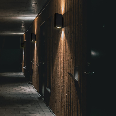 Nástěnné svítidlo LED Elevation Černá Horní/Spodní 2x2.5W 4000K neutrální bílá ORLEAN GOLDLUX (Polux)