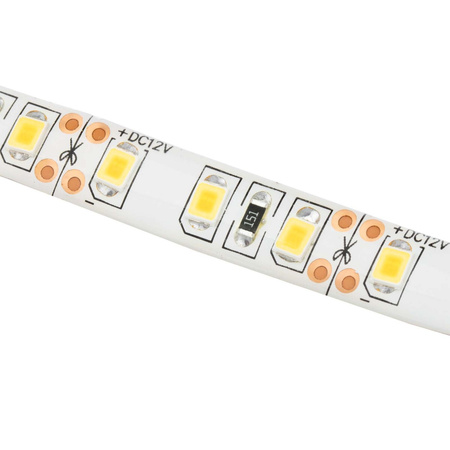 LED pásek 12V, 48W 600LED 2835 Teplá bílá IP65 8mm 5m LUMILED