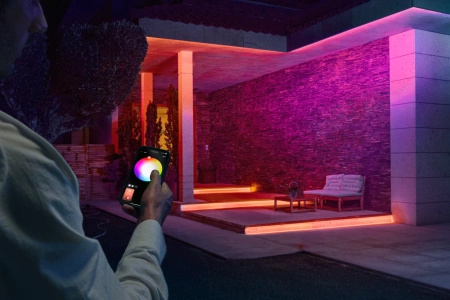 LED pásek 5m 30W 3000lm IP67 bílý a barevný Ambiance RGB + TW White Smart SMART Zigbee Bluetooth Flux Strip Outdoor Philips HUE