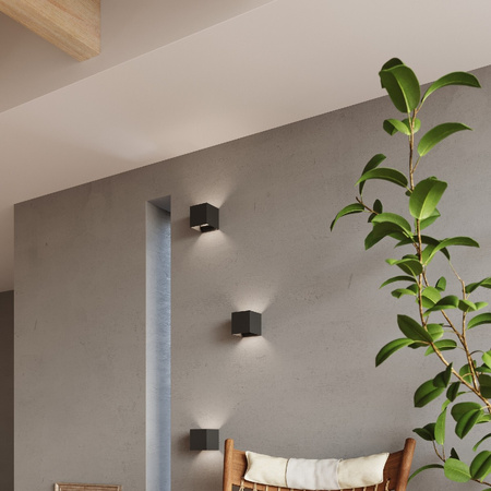 Exteriérové povrchové svítidlo LUCA LED 6W 3000K IP54 Nástěnné svítidlo horní/spodní kostka černá SOLLUX