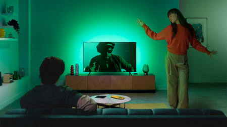 Inteligentní RGBIC LED pásek pro 55"-65" monitor TV s HDMI Sync Box Wi-Fi WiZ