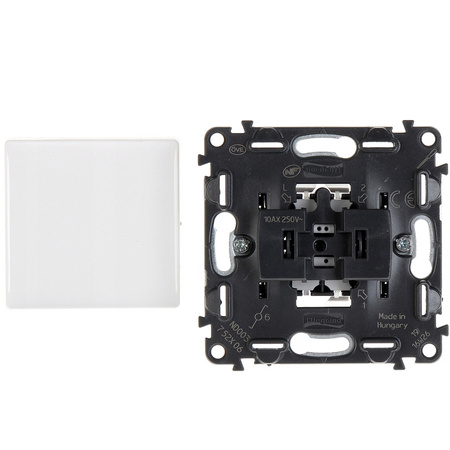 Světelný vypínač Jednostupňový vypínač LEGRAND VALENA LIFE