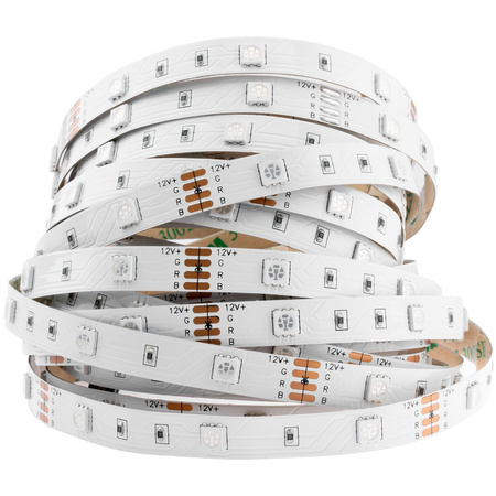 LED pásek 12V, 24W 300LED 2835 Studená bílá IP65 8mm 5m LUMILED