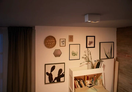 LED halogenové svítidlo pro povrchovou montáž 2x 4,5W BOX Moving white PHILIPS