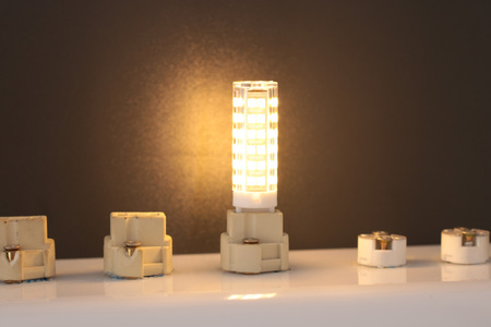 Žárovka LED G9, KAPSLE 7W = 60W 670lm 3000K Teplá bílá 360° LUMILED