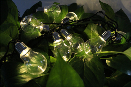 Venkovní zahradní girlanda světelný řetěz 20 LED 2700K