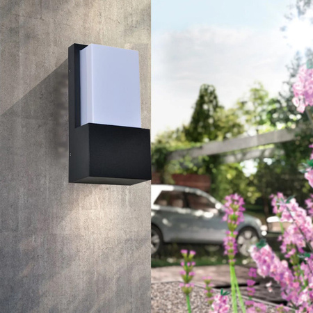 Zahradní nástěnné svítidlo Venkovní nástěnné svítidlo MIRIA E27 IP44 270° Černá