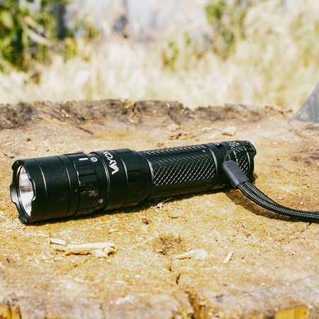 Taktická LED svítilna Searchlight USB Výkonná dobíjecí IP65 PRO VA0077 VAYOX