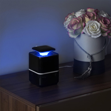 Lapač komárů a much Insekticidní lampa UV světlo USB VAYOX
