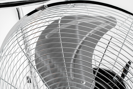 Podlahové oběhové čerpadlo FAN FAN 40cm 80W chrom