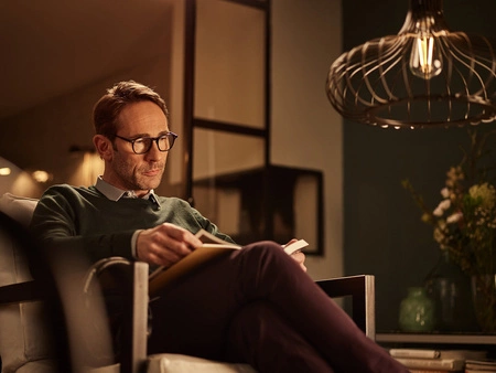 Žárovka LED E27, ST64 8W = 60W 880lm 3000K Teplá bílá 360° Filament LUMILED