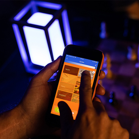 Chytrá venkovní LED stolní lampa RGB+W WIFI SMART+ POWERBANK USB FRAME STŮL LEDVANCE