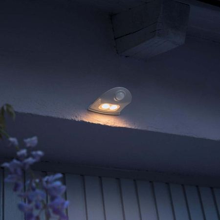 Orientální LED nástěnné svítidlo bílé. BATERIOVÉ napájení 0.95W 4000K Neutrální bila 40lm IP54 DOORLED DOWN LEDVANCE Motion Sensor