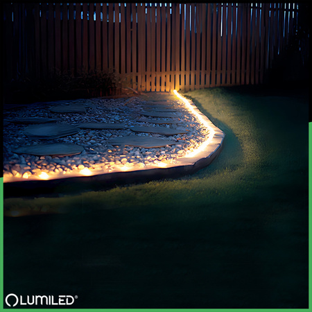 LED solární pásek 150x LED AVERO 3000K teplá bílá IP44 5m LUMILED