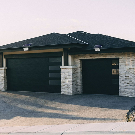 LED solární reflektor s dálkovým ovládáním 50W 1000lm 5000K Neutrální 90° 3,2V IP65 IK07 Povrchová montáž Šedá VIDEX