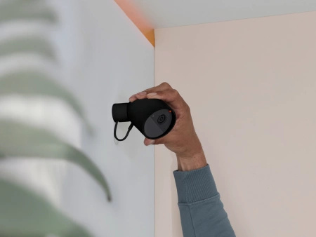 Venkovní kabelová kamera IP 2K QHD 1440p CMOS Black Zigbee WiFi SMART Security Camera Secure Philips HUE