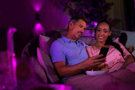 Venkovní nástěnná lampa Philips HUE Resonate Lantern 17464/47/P7