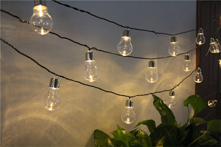 Venkovní zahradní girlanda světelný řetěz 20 LED 2700K