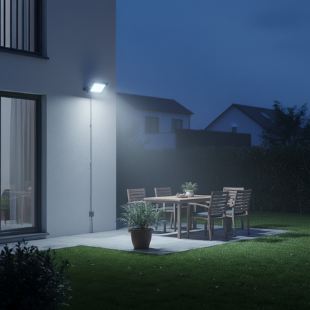 Halogenový venkovní reflektor 10W 6500K 900lm IP65 FLOODLIGHT LUX OSRAM