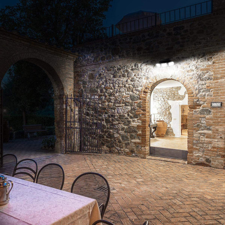 Solární Relektor Lampa 74x LED 15W 450lm Senzor studeného pohybu IP65