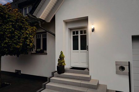 LED nástěnná lampa 16W 900lm 3000k ŠEDÁ s pohybovým senzorem a HD kamerou LEDVANCE Smart+ WiFi