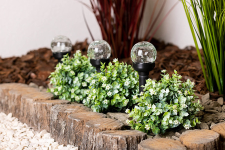 LED solární zahradní lampa Drive 5500-6000K IP44 33cm soumrakový senzor