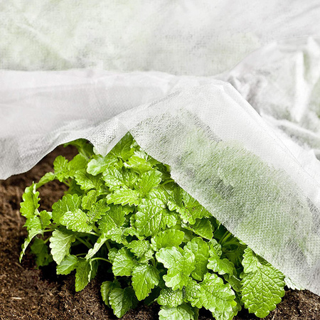 Agrotextilní kryt pružiny 1.1 x 5 m 17g Bílá