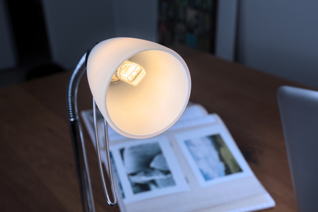 KASPUŁKA LED žárovka G9 2.6W = 25W 300lm 2700K Teplá bílá 300° PHILIPS Stmívatelné