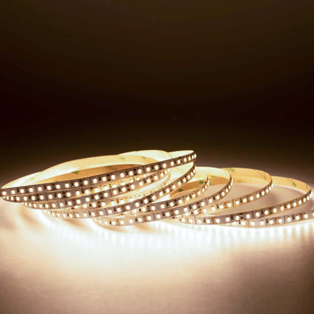 LED pásek 12V 72W 600LED 2835 Neutrální bila 8mm 5m